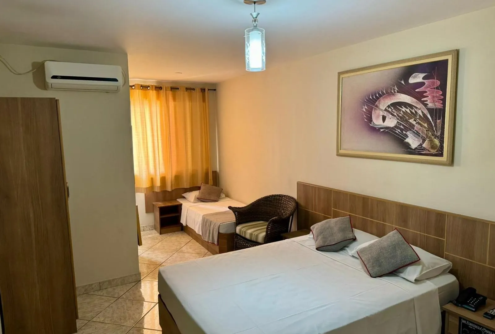 סאו פאולו San Francisco Plazza Hotel  סאו פאולו